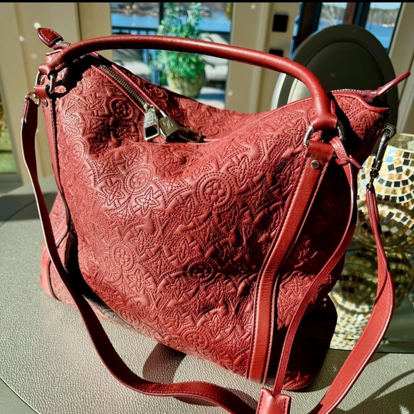 Louis Vuitton Handbags - Louis Vuitton Bag! EUC